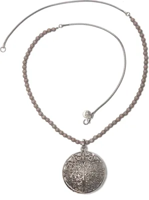 Produktbild von Lange Kette Vicky mit rundem Anhänger von collezione alessandro