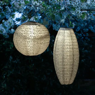 Produktbild von LED Solar Lampions - mit Blumenmuster - warmweiß - H: 25cm/40cm - Lichtsensor - beige - 2 Stück