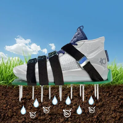 Zdjęcie produktu dla Buty ogrodnicze z 4 regulowanymi paskami i metalową aeratorem do trawnika. Buty do napowietrzania trawnika