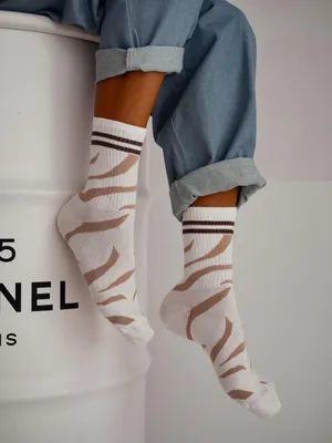 Productafbeelding van Dames sokken, Milena, zebramotief, beige en wit, comfortabel, maat 37-41