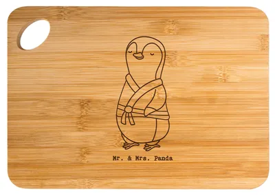 Produktbild von Mr. & Mrs. Panda Frühstücksbrettchen Pinguin Karate - Transparent - Geschenk, Schneidbrett Küche, Holzbrettchen, Kampfsportart, Selbstverteidigung, Holzbrett, Kampfkunst