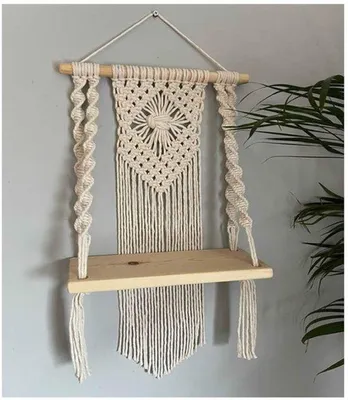 Immagine prodotto di Mensola da parete in macramè, realizzata a mano in cotone e legno, stile boho, beige