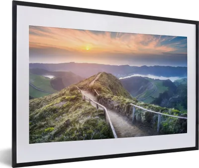 Produktbild von MuchoWow® Gerahmtes Poster Berge - Sonne - Natur 60x40 cm - Poster mit Schwarzem Bilderrahmen Wandposter Rahmen Foto Bilder - Schlafzimmer - Plakat in Rahmen - Drucken
