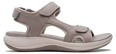 Produktbild von Clarks Cloudsteppers™ Mira Bay Damen Sandale mit Schnalle, 40mm Absatz, Größe 38.5