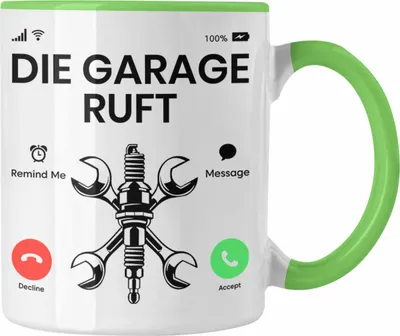 Produktbild von Trendation - KFZ Mechaniker Tasse Geschenk Spruch Männer KFZ Mechatroniker Geschenkidee Becher Werkstatt Die Garage Ruft An (Grün)