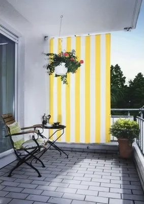 Produktbild von Senkrecht-Sonnensegel gelb-weiß 230x140cm