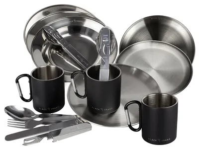 Produktbild von Black Snake® Camping Geschirr Set - flacher & tiefer Teller mit Besteck und Karabinerhaken Tasse - Edelstahl Outdoor Set für Camping & Picknick 3 Personen-Set