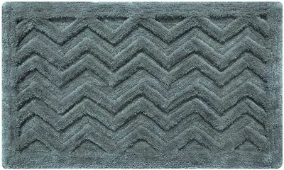 Produktbild von HOMESCAPES Rutschfeste Hochflor-Badematte mit Chevron-Muster, grau