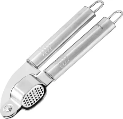 Immagine prodotto di Spremiaglio Fackelmann OVALGRIFF, pratico aiuto in cucina in acciaio inox, taglia aglio con impugnatura ergonomica (colore: argento)