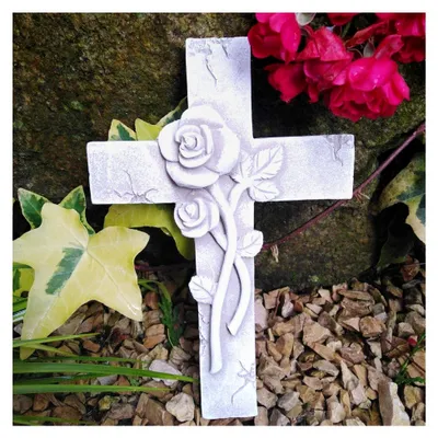 Produktbild von Kreuz mit 3D Rosen Grabengel Gedenkstein