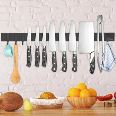 Zdjęcie produktu dla Nóż magnetyczny 59 cm czarny Magnetyczny z 4 haczykami, taśmą samoprzylepną i śrubami