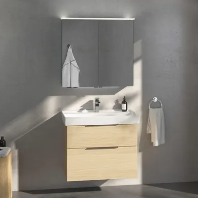 Productafbeelding van Villeroy & Boch Taro wastafel met onderkast en LED-spiegelkast, 80 cm