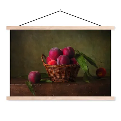 Produktbild von MuchoWow® Textilposter Korb - Pflaume - Rosa - Rustikal - Obst - Stilleben 120x80 cm mit holzfarbenen Rahmen - Aufhängeset
