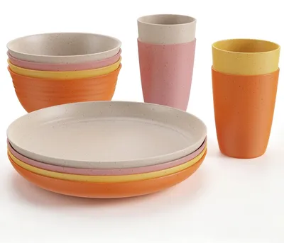 Produktbild von Set aus 12 Wiederverwendbaren Plastik Campingtellern und Schalen