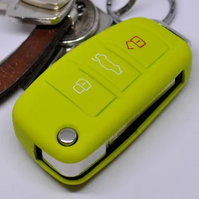 Produktbild von Auto Schlüssel Hülle Silikon Schutz Cover Apfelgrün kompatibel mit Audi A1 S1 A3 S3 A4 A6 S6 TT Q3 Q7 R8 8P 8V B7 C6 8J 8U 4L 8X 3 Tasten Klappschlüssel