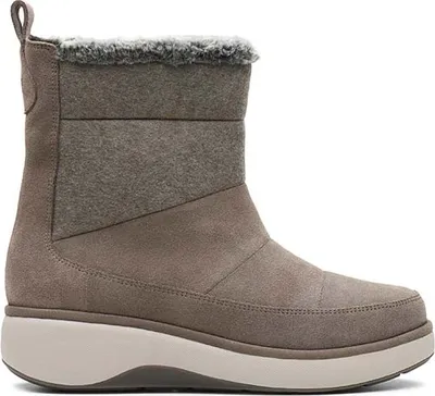Zdjęcie produktu dla Clarks Un Vista Walk2 damskie brązowe skórzane rakiety śnieżne ze sztucznym futrem 38