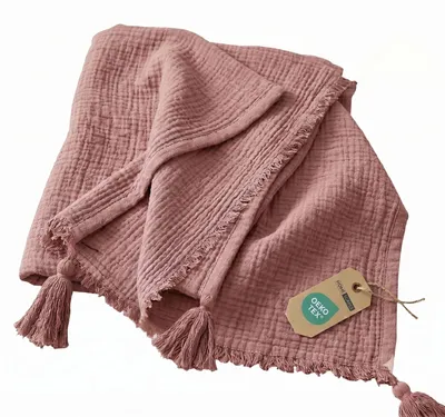 Produktbild von HOMESCAPES Musselin-Decke rosa mit Quasten, 127 x 180 cm – 100 % Baumwolle