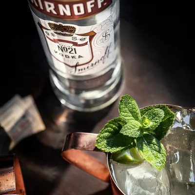 Produktbild von Smirnoff Red Label 1L Wodka Russland  100.00 cl 37.5 %