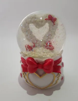 Produktbild von Schneekugel Hochzeit, Herz, 9 cm,  Glitzerkugel Glitterkugel Geschenk heiraten