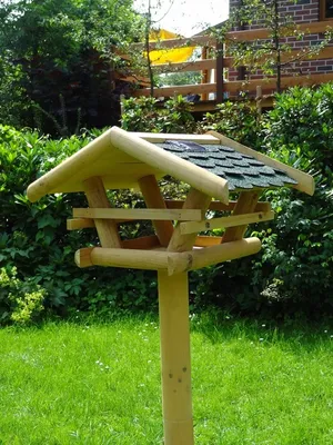 Produktbild von JW Vogelfutterhaus "Tirol" mit Beleuchtung 1983