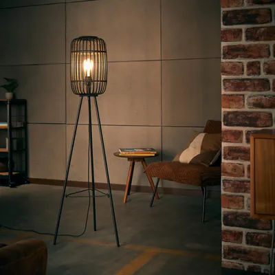 Produktbild von stilvolle Dreibein-Lampe - Stehleuchte im Nature-Style mit Fußschalter