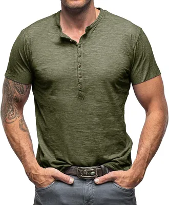 Produktbild von Henley-Shirt für Herren als klassisches Sommer-T-Shirt mit kurzen Ärmeln, Knöpfen, schmaler Passform und sportlichem Schnitt