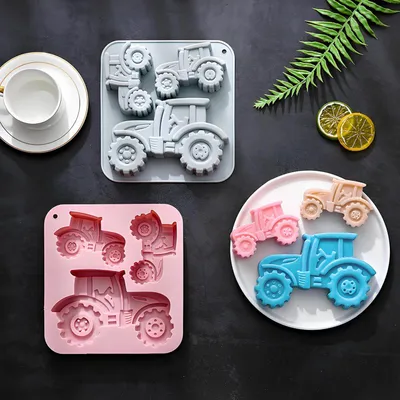 Produktbild von Silikon Backform Traktor 3D Kinder 2 Stück für Kuchen Schokolade Pudding