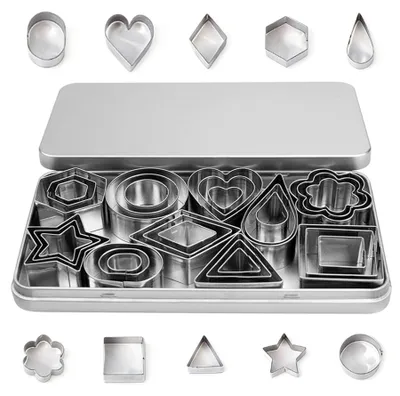 Image de Lot de 30 emporte-pièces ronds en acier inoxydable pour biscuits et pâte à sucre, avec boîte de rangement.