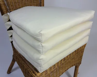 Produktbild von Set 4 x Stuhlkissen / Sitzkissen Marina halbrund mit Schleife 42 x 45 cm Dicke 5 cm , Fb. natur , Polyester
