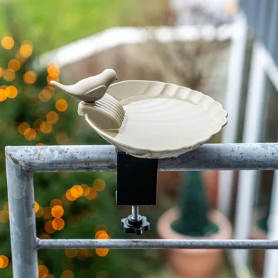 Produktbild von Balkon-Vogeltränke Balus - olivgrün