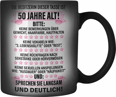 Produktbild von Trendation - 50. Geburtstag Frauen Farbwechsel Zauber-Tasse Geschenk Geschenkidee 50er Geburtstag Spruch Perfektion Mama Mutter Lustiger Spruch Witzig (Schwarz)