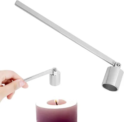 Produktbild von Kaarsschnuffer, Feuerlöscher, Hausförmig, aus Edelstahl, Flammenmotiv, langer Griff, zum Löschen von Kerzen, Dekorativ, Silberfarben