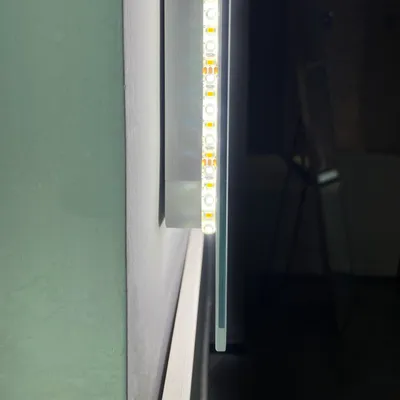 Produktbild von LED Badspiegel Badezimmerspiegel 80x60 mit Wandschalter Lichtspiegel Wandspiegel beschlagfrei IP44 energiesparend Kaltweiß