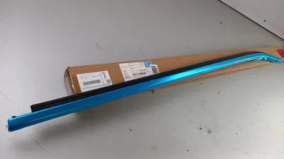 Zdjęcie produktu dla Uszczelka szyby drzwi, oryginalna część BMW, numer katalogowy: 51337410013
