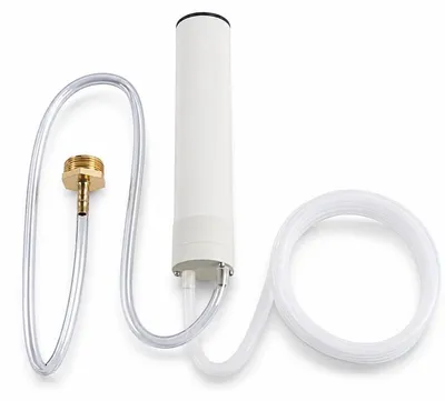 Produktbild von Mini Wasserpumpe Akku Entwässerungspumpe für Balkon Terrasse und Außenbereich mit 1 m Schlauch und Bodenansaugfilter