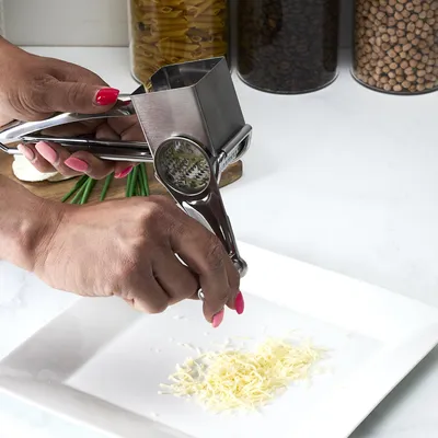 Produktbild von Käsereibe aus Edelstahl mit Handkurbel