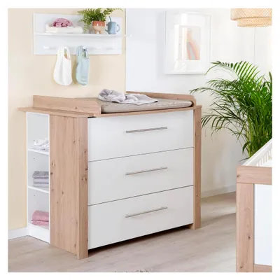 Produktbild von Wickelkommode Malo mit abnehmbarem Wickelaufsatz - Wickeltisch mit 3 Schubladen und Metallgriffen - Holz in Weiß mit Nachbildung Artisan Eiche