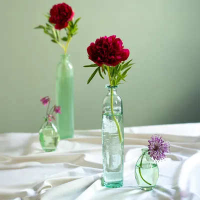 Produktbild von Retro Glas Vase Grün Ø6,5xH30cm Vintage-Deko Flaschenform