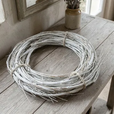 Produktbild von Reisigkranz "White Charme" Ø 45 cm groß, weiß, Tischkranz, Wandkranz, Türkranz