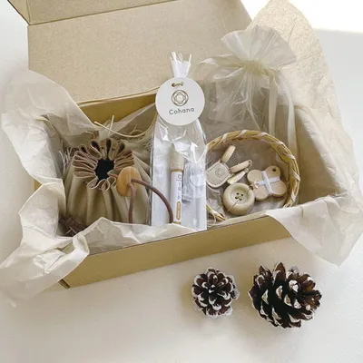 Produktbild von Cohana Winter Goldnähset - 1 Set