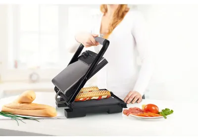 Produktbild von Princess 01.112425.01.001 Paninigrill Pro, Schwarz, Edelstahl, Aluminium, Edelstahl, Tasten, 300 x 270 mm, 230 °C, Schwimmender Deckel, Scharnier