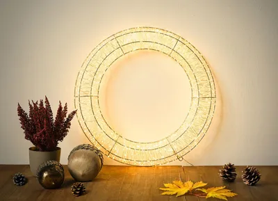 Produktbild von LED Lichterkranz 50cm mit Timer warmweiß | LED Kranz Drahtkranz Türkranz Lichtkranz innen außen | Weihnachtsdeko 1440 LED 3m Kabel
