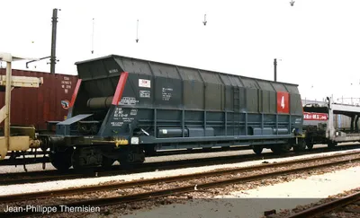 Produktbild von Arnold 2-tlg Set 4-achs. Selbstentladewagen Faoos, S.G.W., Ep. IV, SNCF HN6548