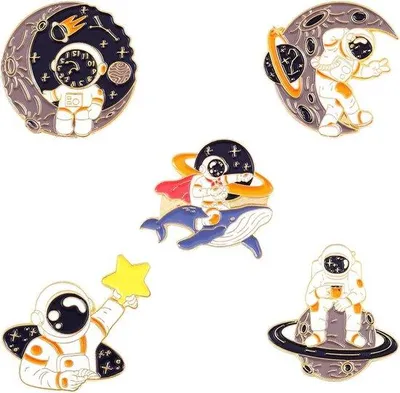 Immagine prodotto di Set di 5 distintivi da astronauta - Distintivi da astronauta per abbigliamento e borse