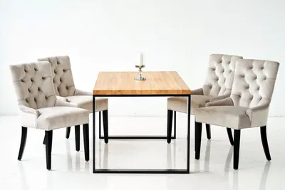 Immagine prodotto di Sala da pranzo tavolo + 4 sedie Chesterfield gruppo set poltrona imbottita legno