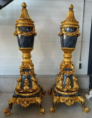Produktbild von Casa Padrino Barock Deko Vasen Set Gold / Schwarz - Prunkvolle Massivholz Vasen - Barock Möbel - Barock Deko Accessoires - Edel & Prunkvoll
