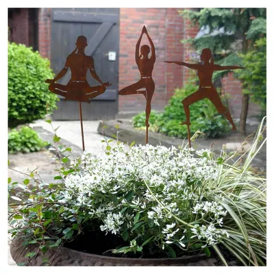 Produktbild von Yoga Figuren Dekoration - Gartenstecker 3er Set 30 cm in Rostoptik für Balkon oder Terrasse