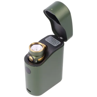 Productafbeelding van Olight Baton 4 Premium Edition, groene LED-zaklamp met oplaadstation, ultra-compact en krachtig, 1300 lumen