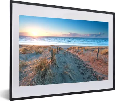 Produktbild von MuchoWow® MuchoWow® Gerahmtes Poster Strand - Meer - Sonne - Düne 60x40 cm - Poster mit zchwarzem Bilderrahmen - Schlafzimmer - Plakat in Rahmen - Drucken