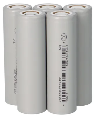Image de lot de 5 batteries EVE Li-ion INR21700-50E 3.6V 5000mAh - 15A Flat top